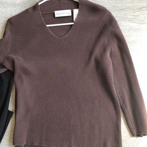 Liz Claiborne brown pull overhead stretch sweater